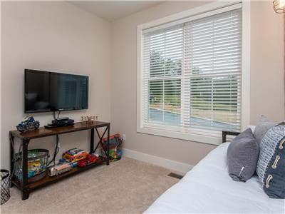 Magnolia Mountain Home - Image 19