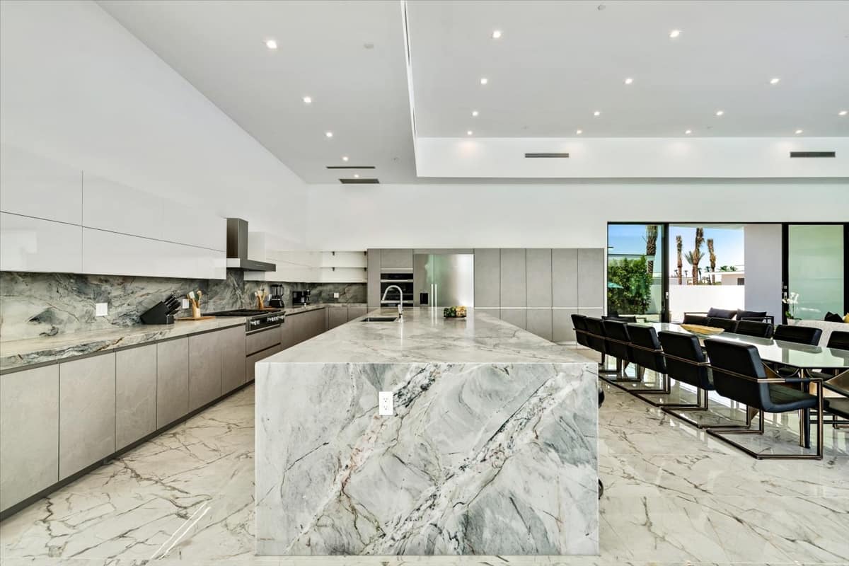 Bravo Villa #10 - Image 15