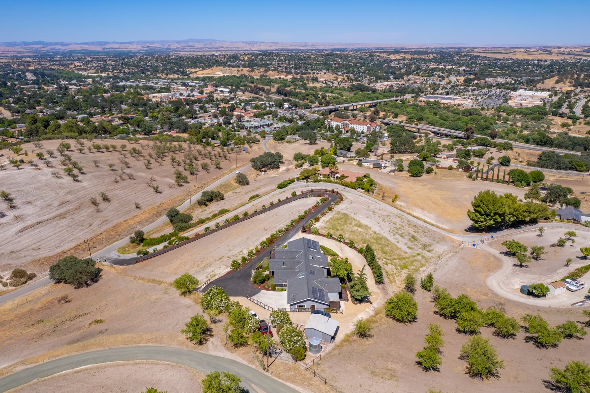 Kiler Views Place - Image 93