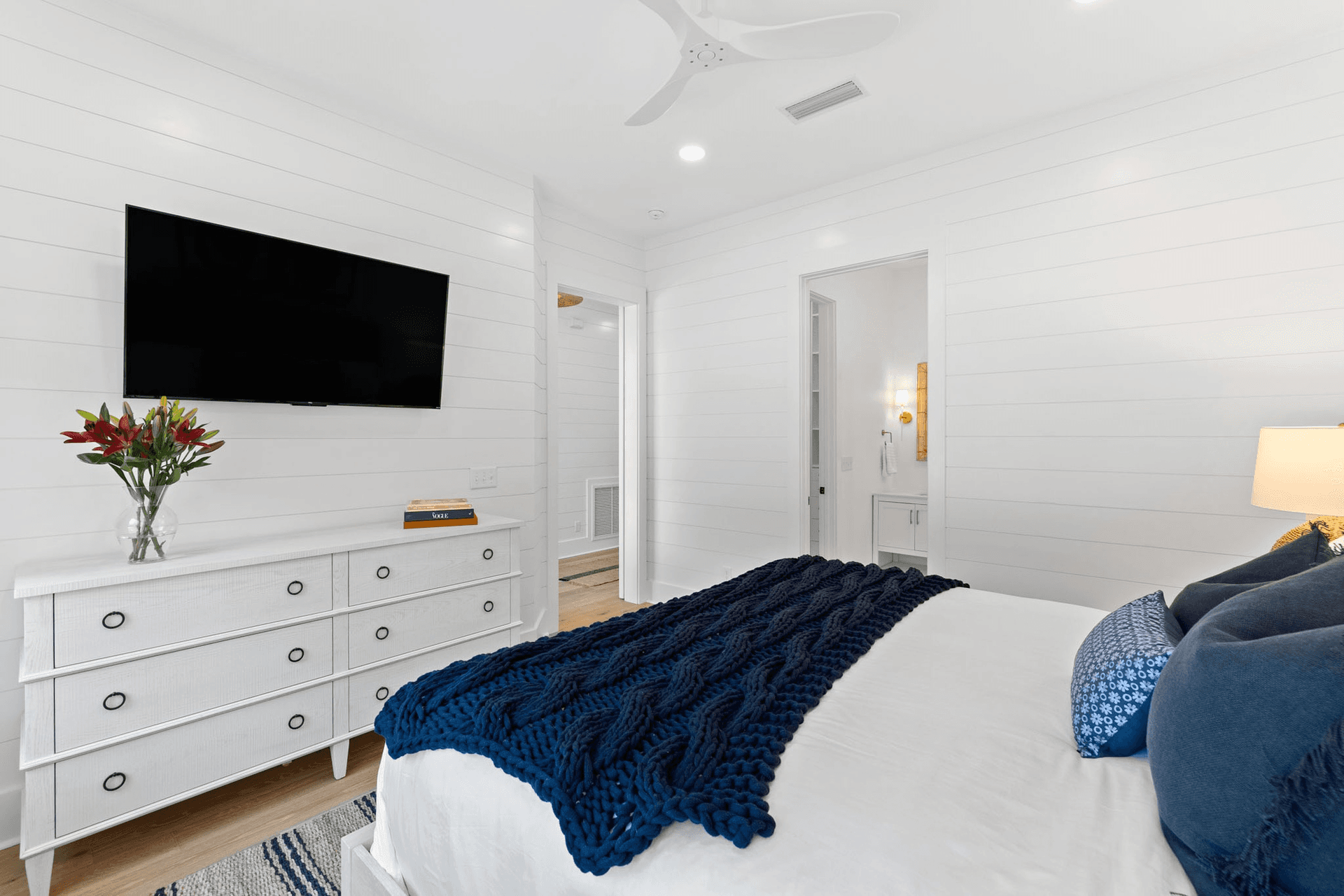 Blue Pearl - Image 18