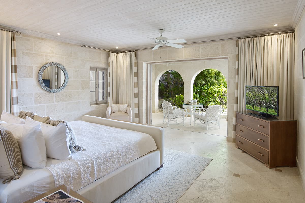 Sea Breeze Manor - Image 12