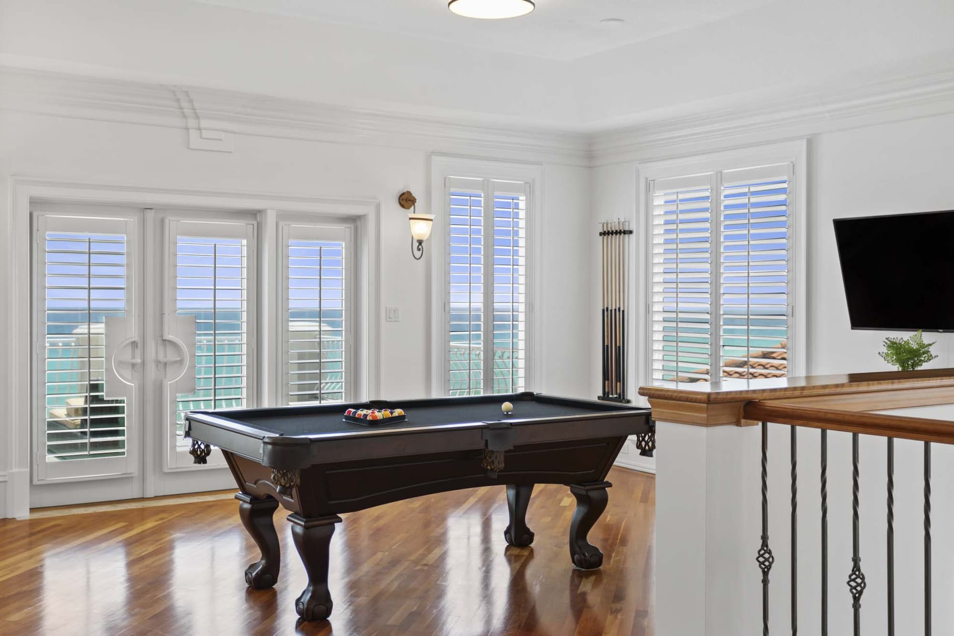 Kings View Manor - Image 32