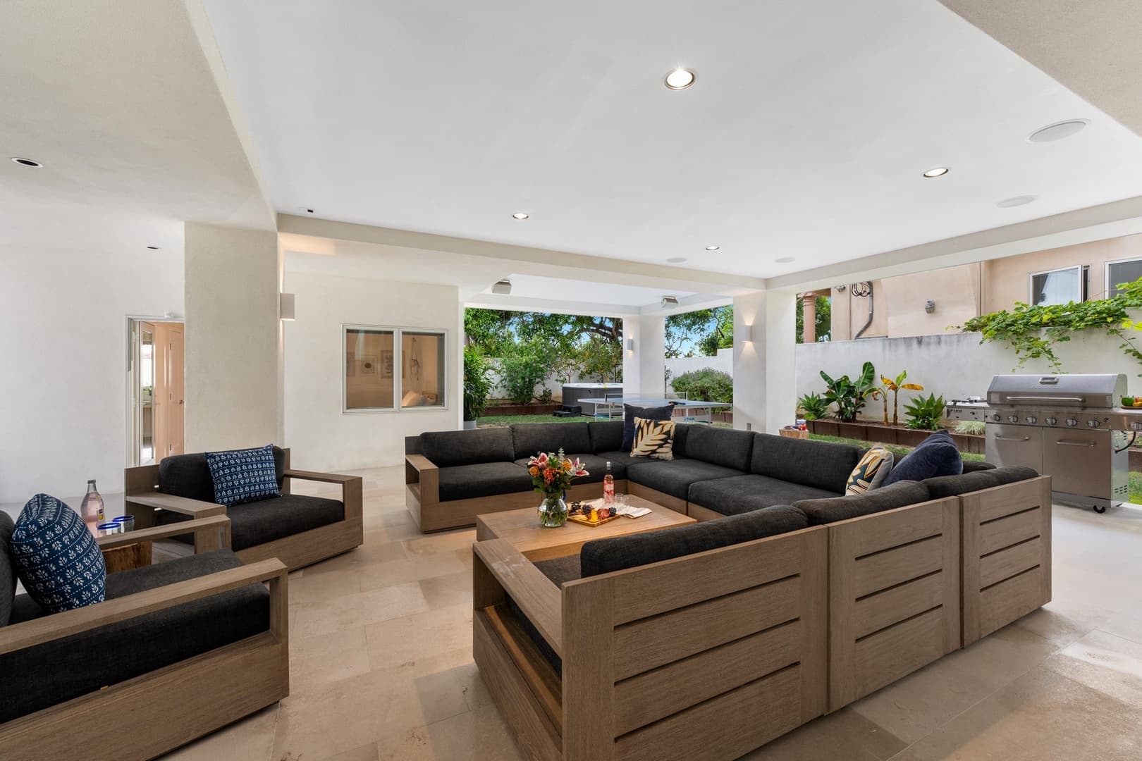 Shoreline Retreat - Image 3