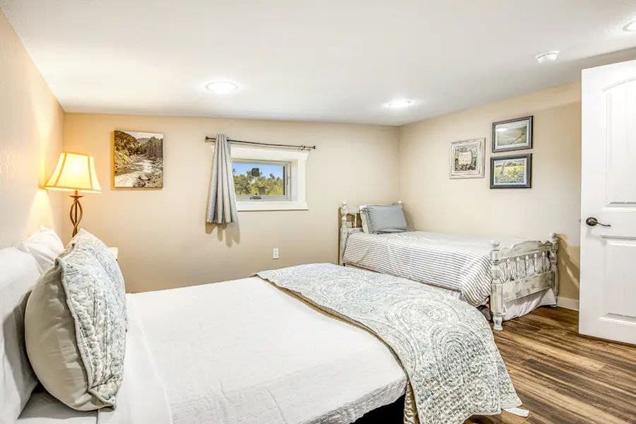 The Escape at Hilltop - Image 25