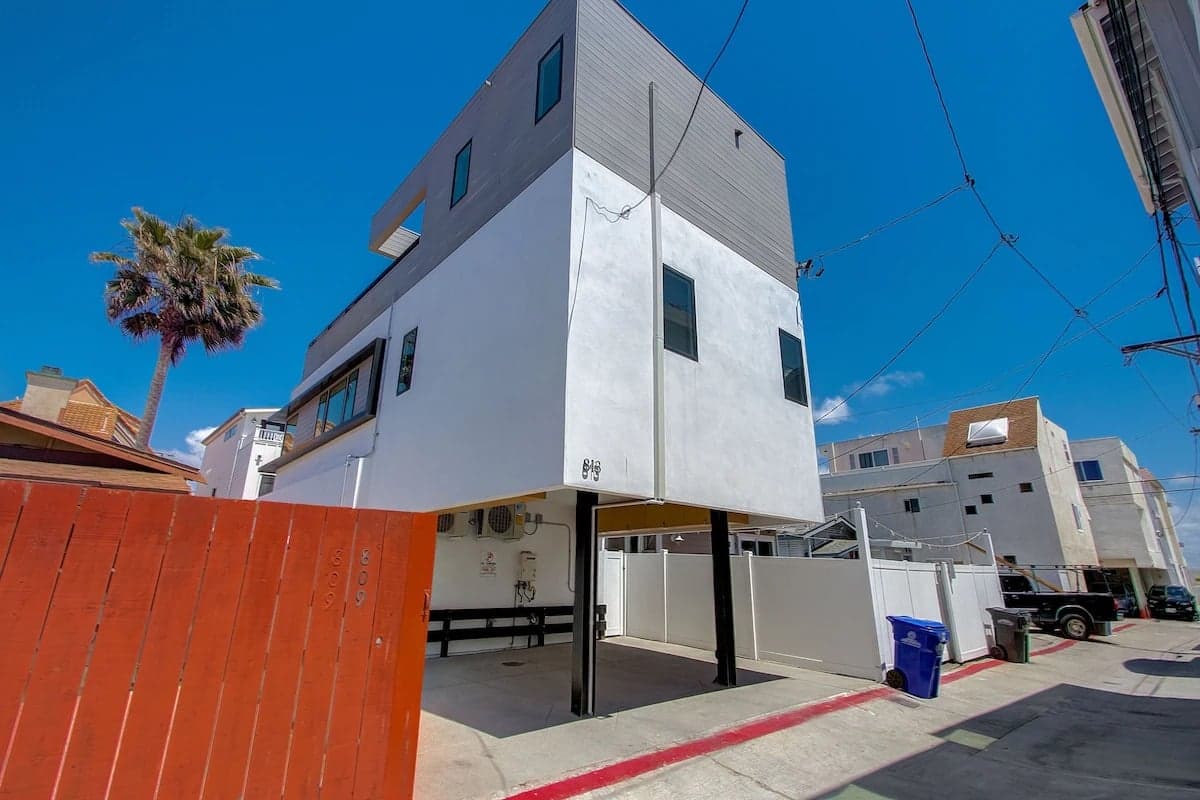 Sunset Paradise - Image 17