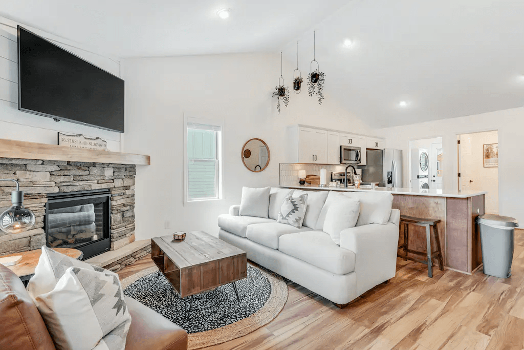 Brookshire Townhome - Image 1