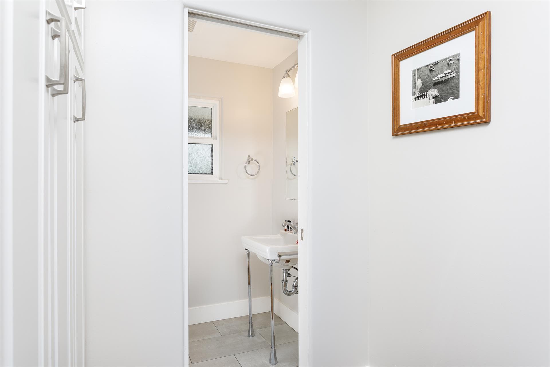 Harbor Beach Escape - Image 30