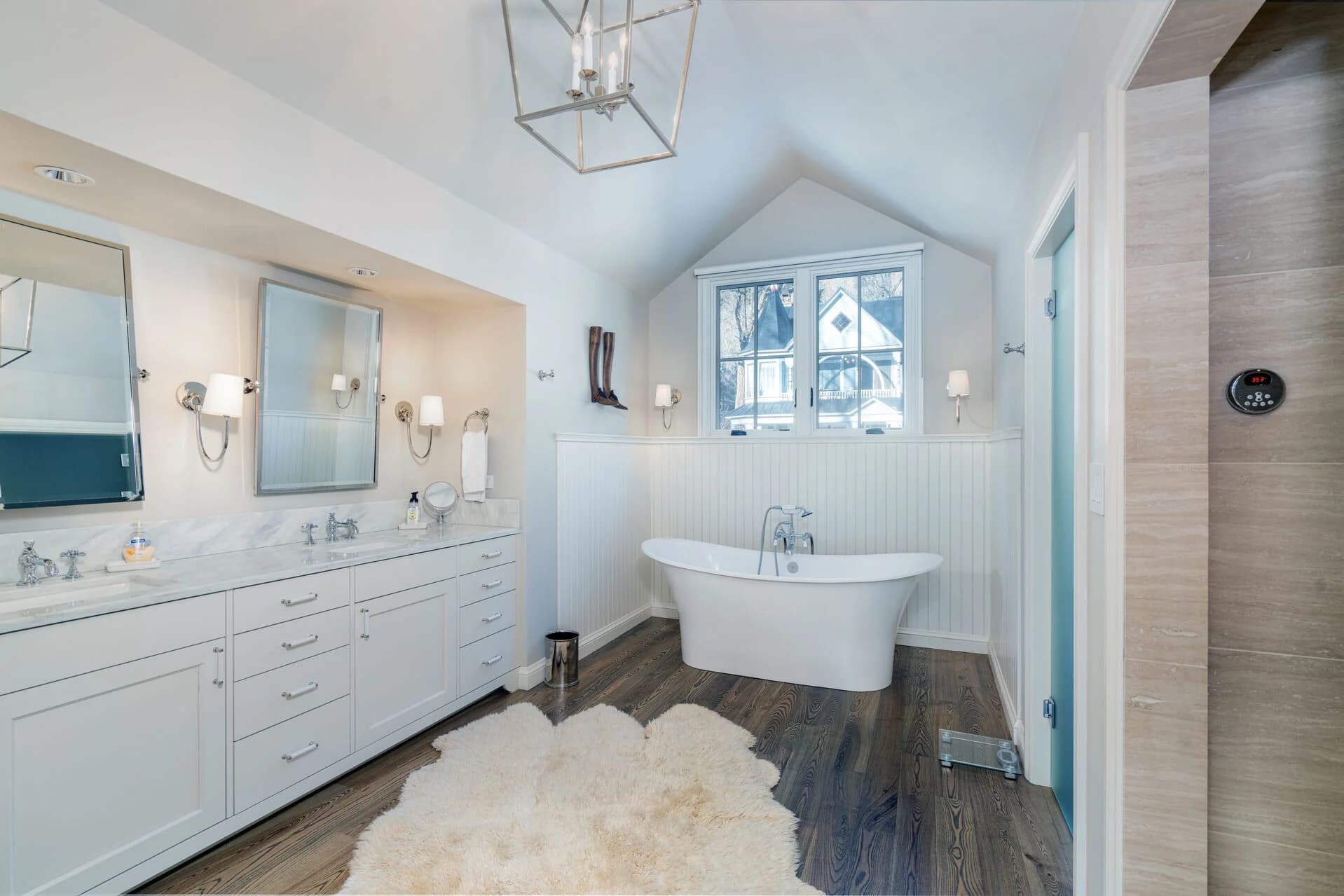 Miles High - Image 11