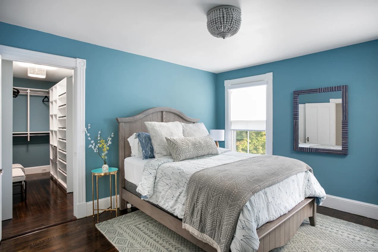 Coastal Victorian Place - Image 32