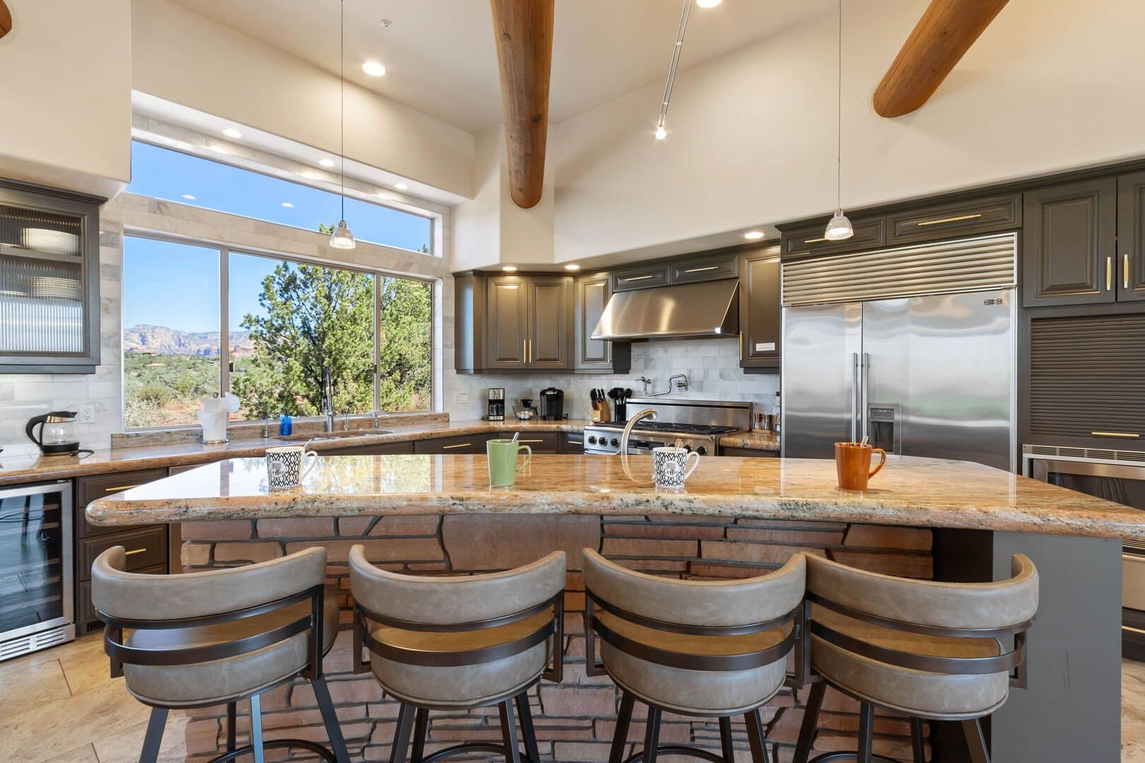 West Chateau - Image 5