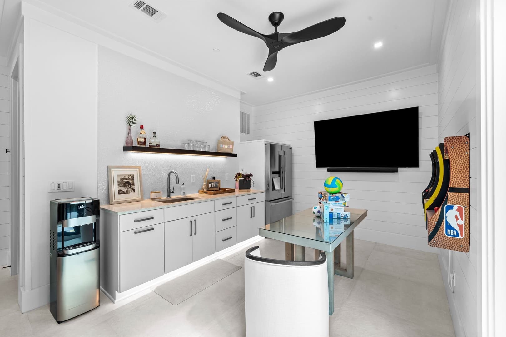 Endless Views - Image 19