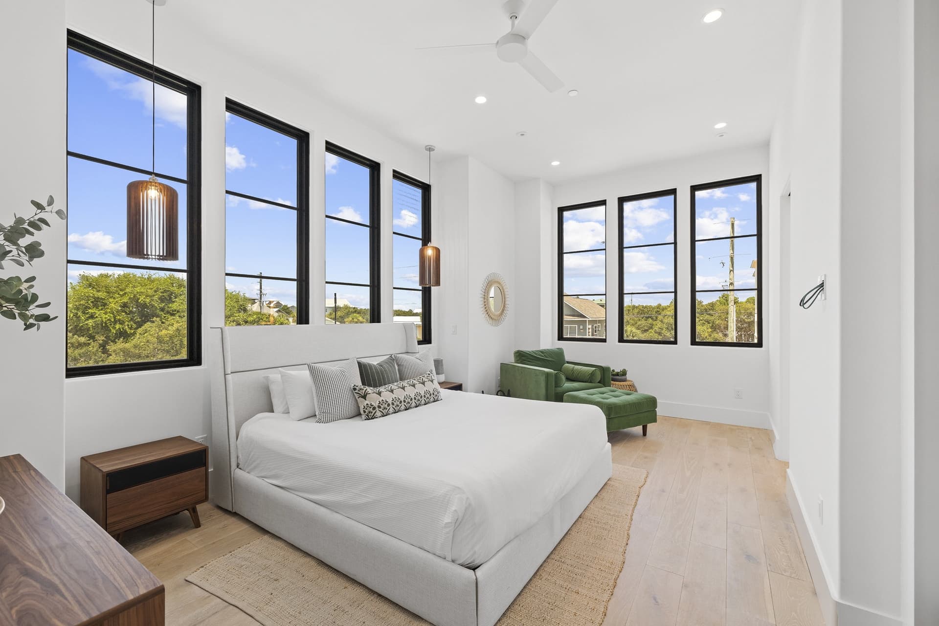 Above & Beyond - Image 27