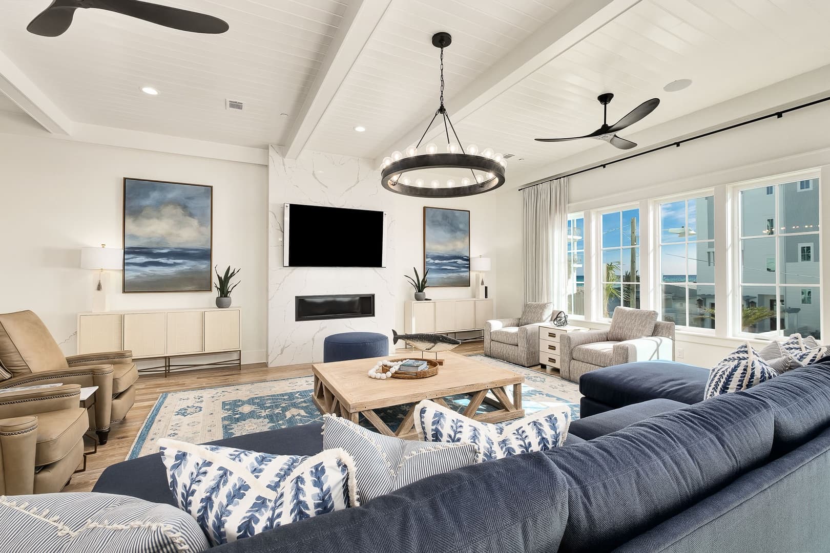 Emerald Le Luxe - Image 7