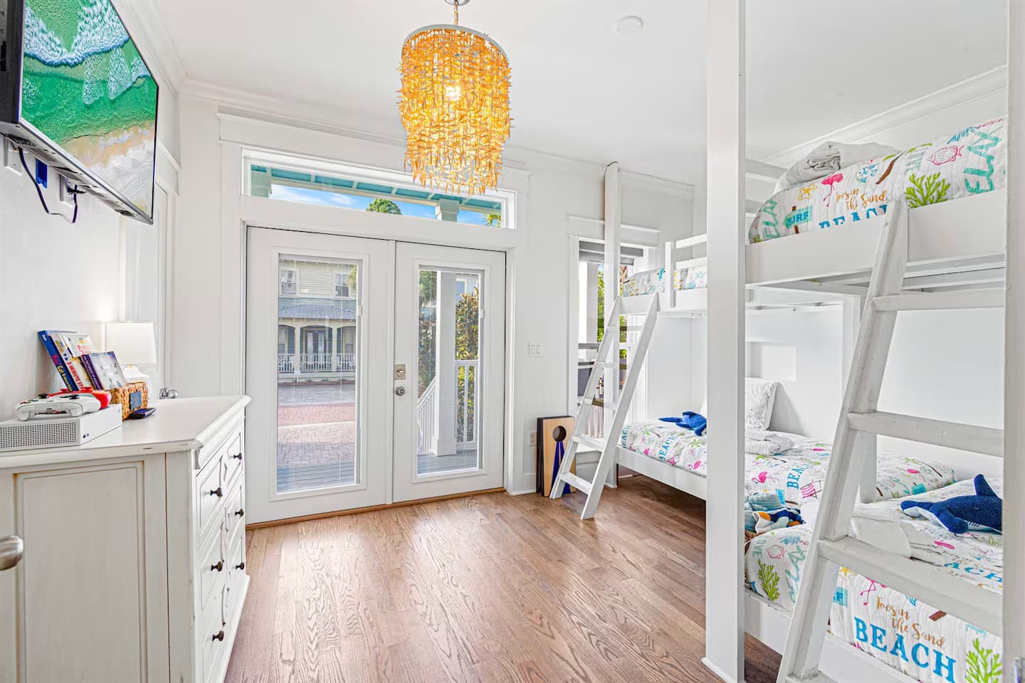 Micaseata - Image 12