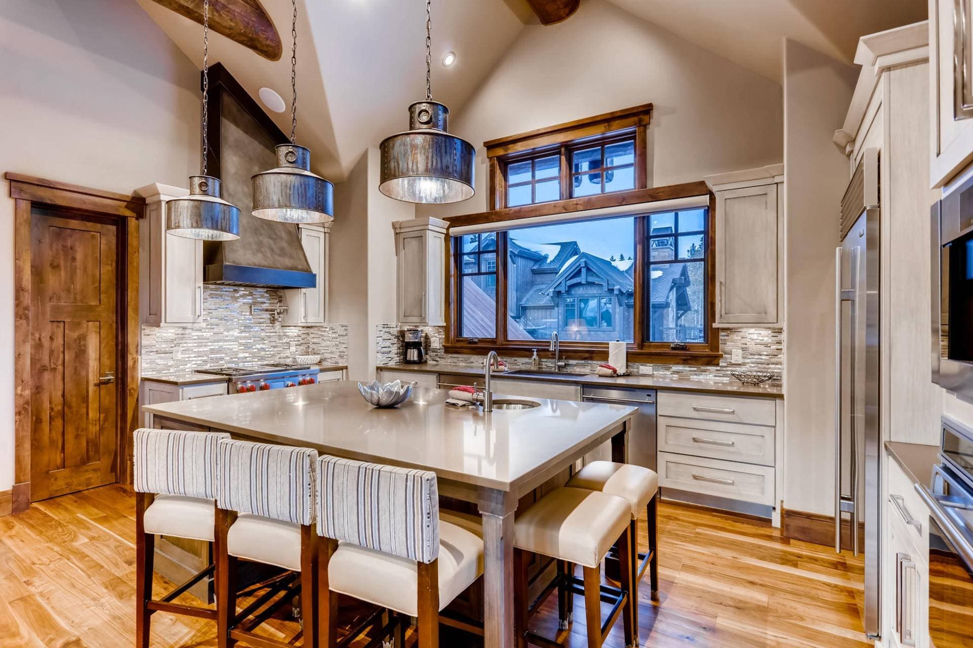 Monarch Place - Image 4