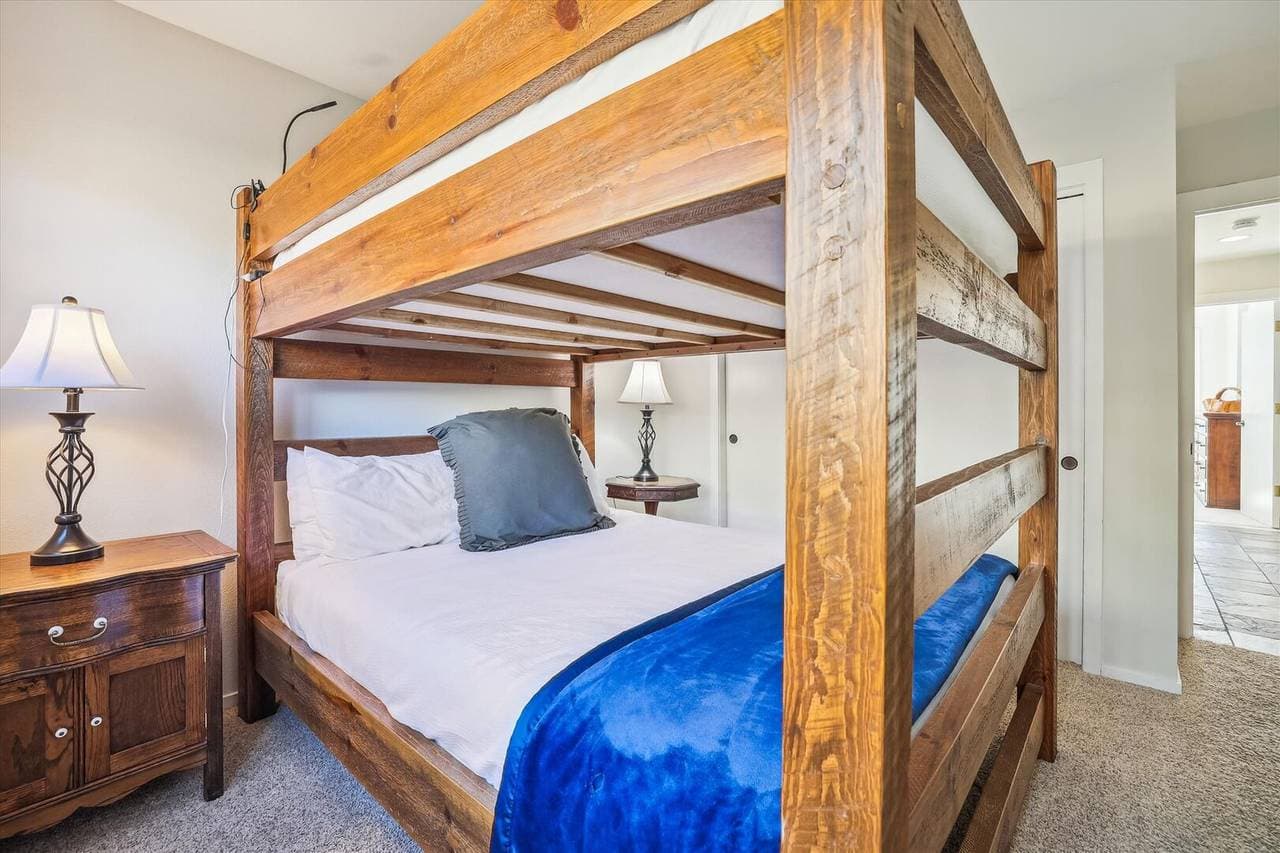 Corinthian Bella Vista - Image 31