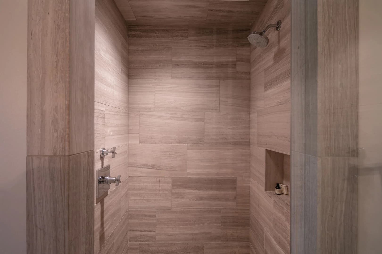 Outside Inn Place - Image 21