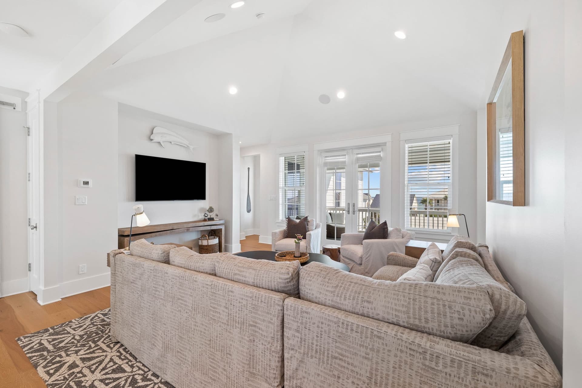 Good Vibrations - Image 22