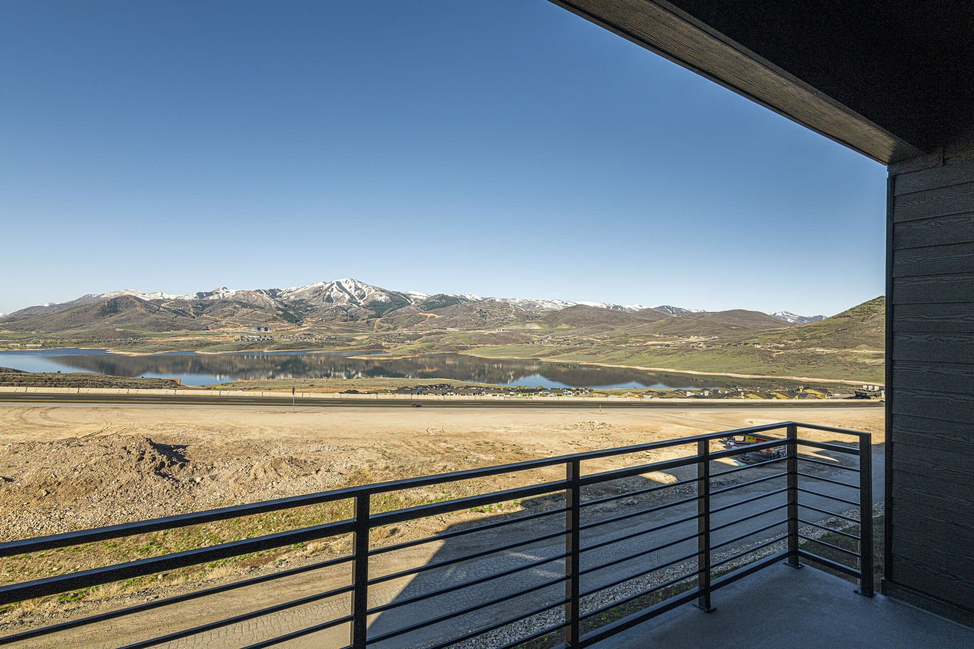 Hideout Epic View - Image 37