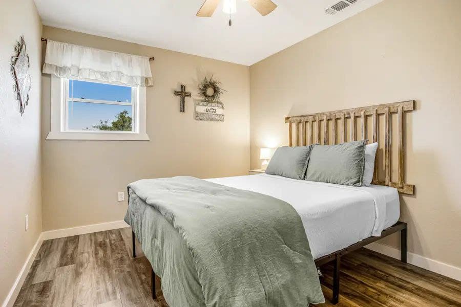 The Escape at Hilltop - Image 14