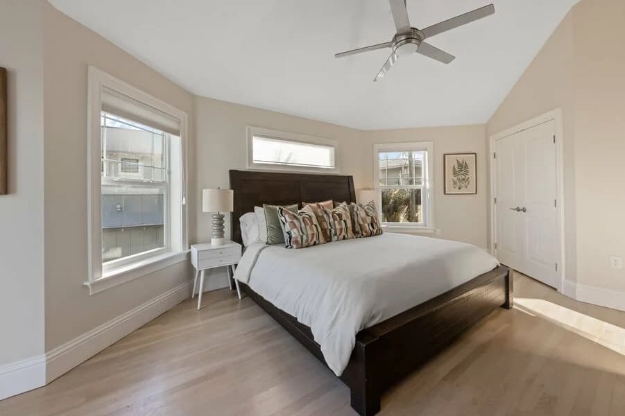 Chasing Sunsets - Image 17