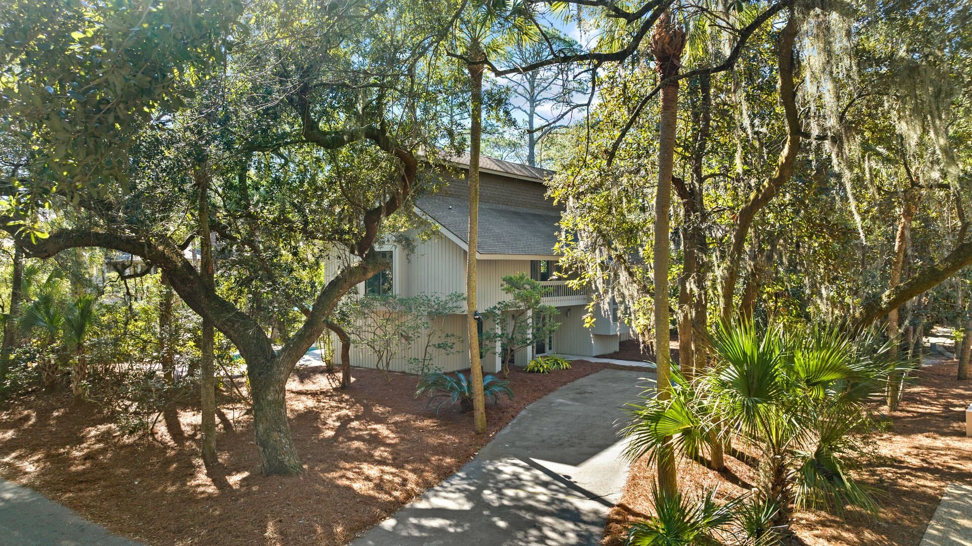 Pelican's Perch - Image 47