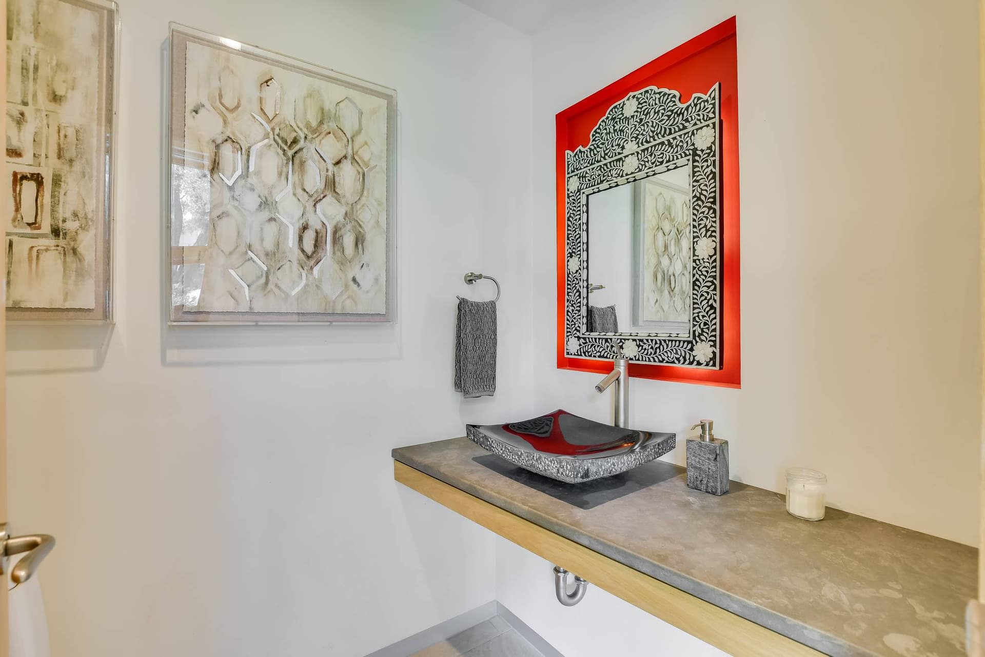 Waterfalls on the Lake Villa - Image 19