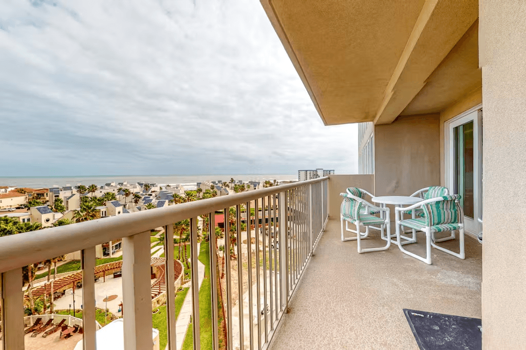 Solare Tower #705 - Image 20