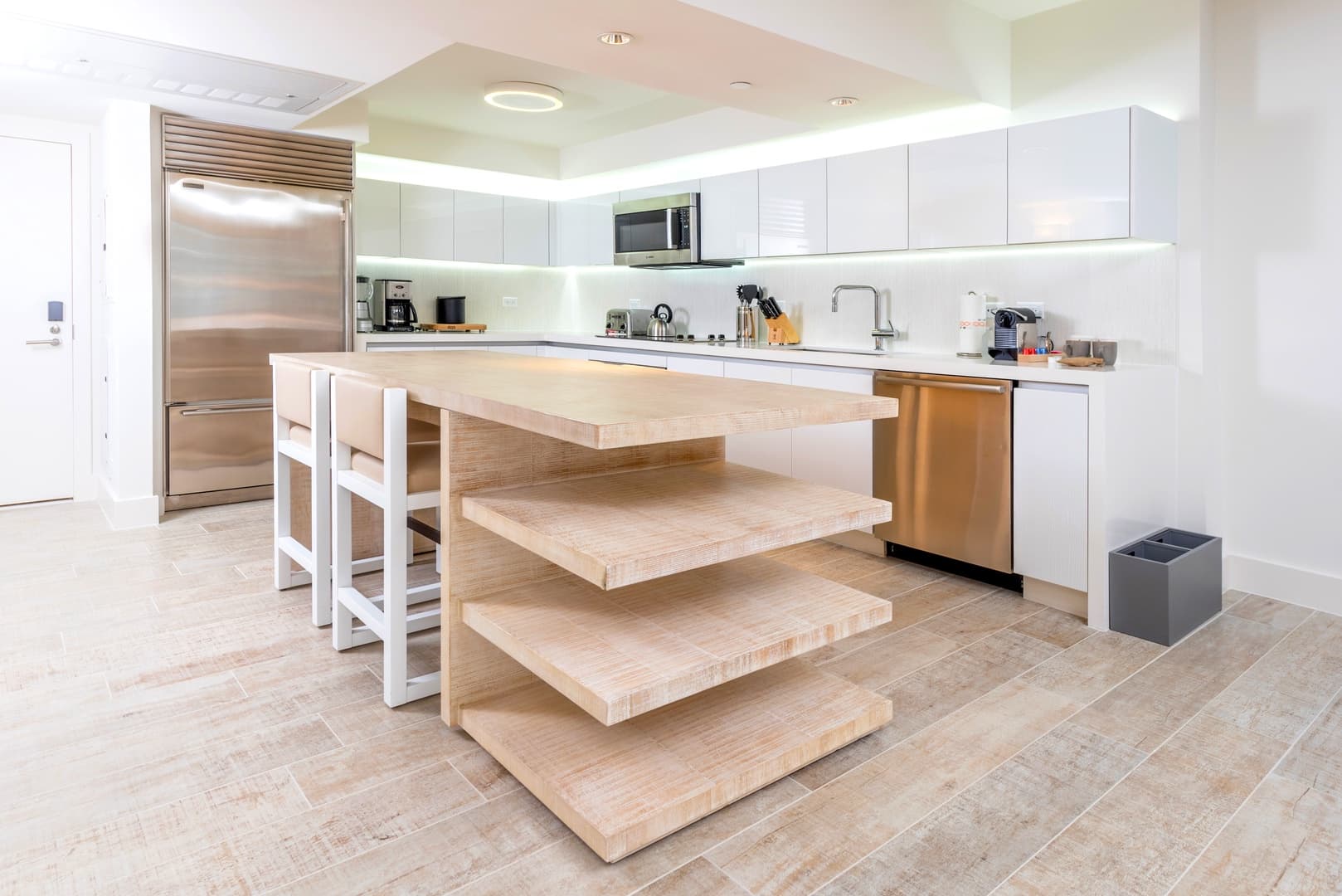 1 Hotel & Homes Condo #906 - Image 2