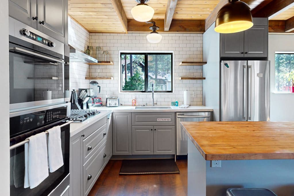 Tahoe Tyrol Chalet - Image 4