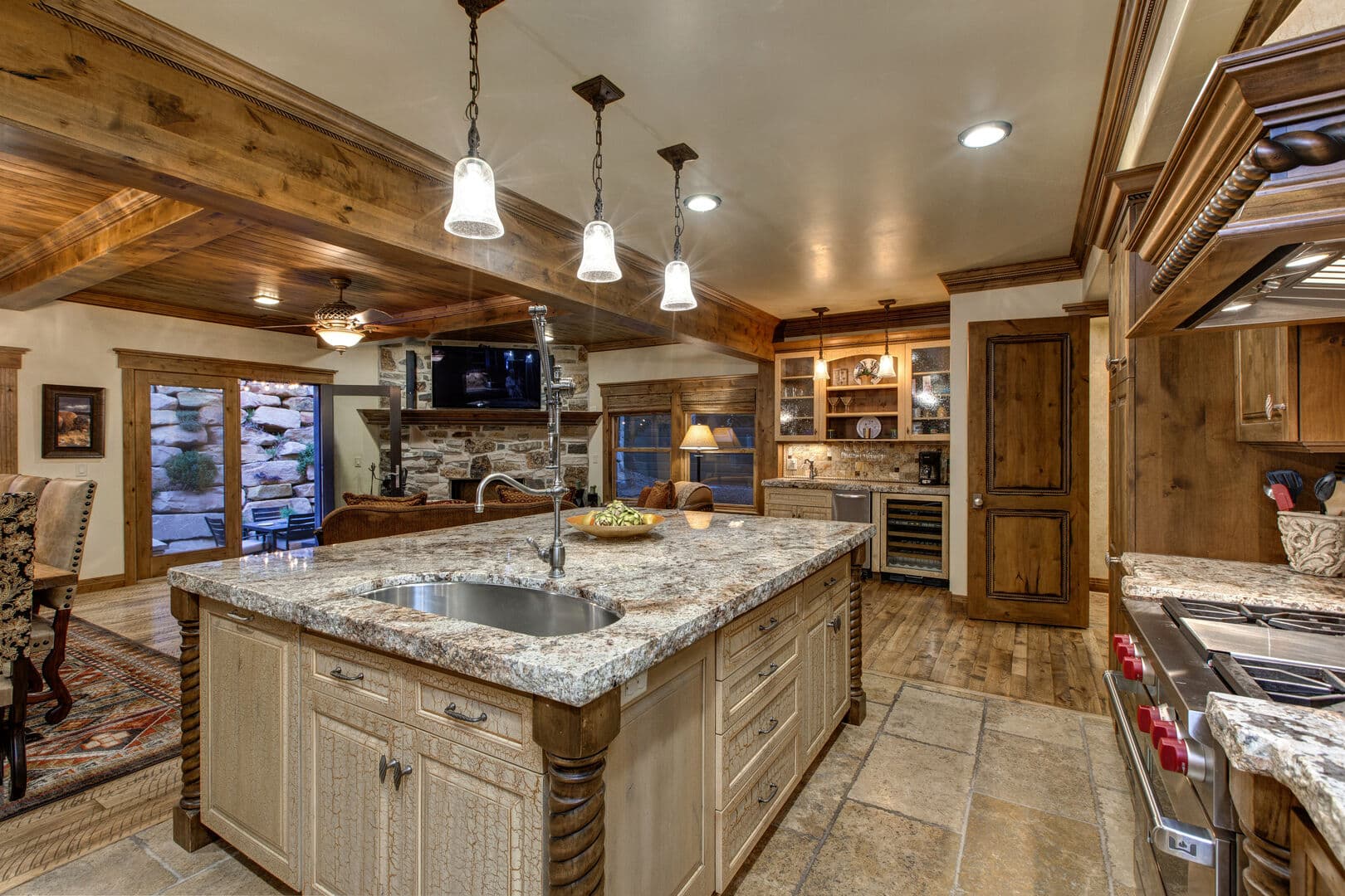 Daly Canyon House - Image 8