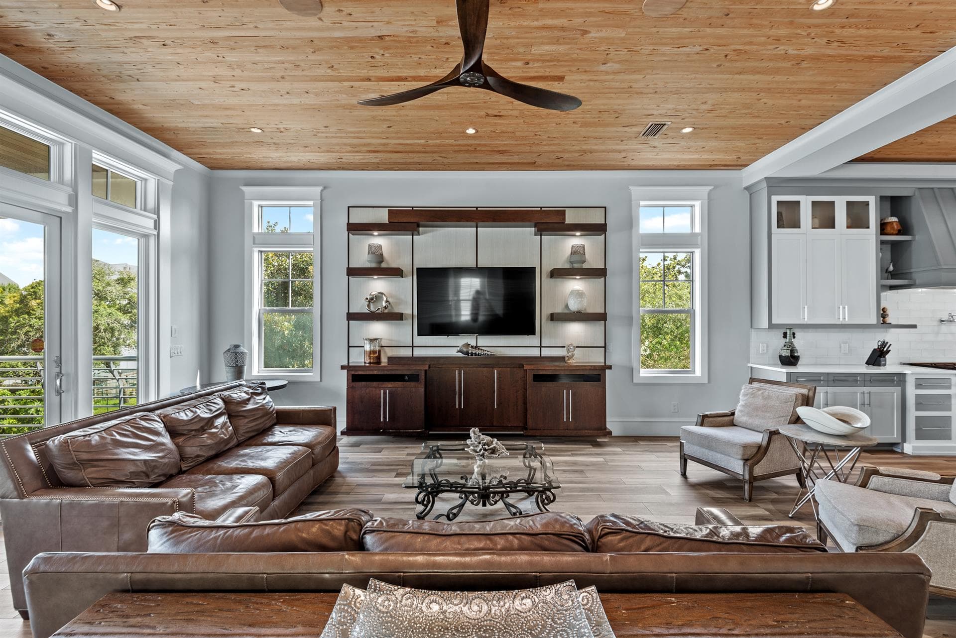 Life Aquatic Villa - Image 8