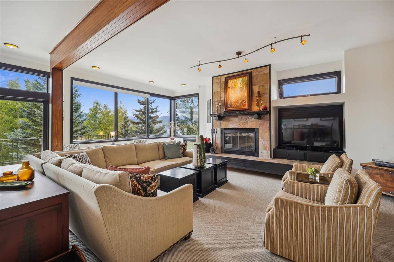 Corinthian Bella Vista - Image 2