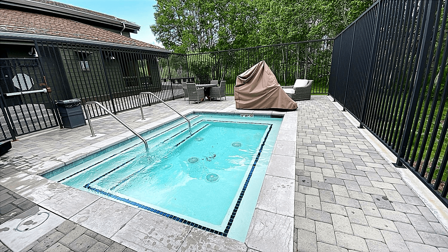 CreekHouse Townhome #322 - Image 3