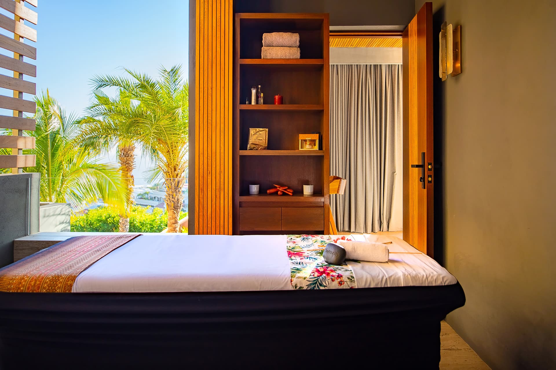 Maison De Cortes - Image 55