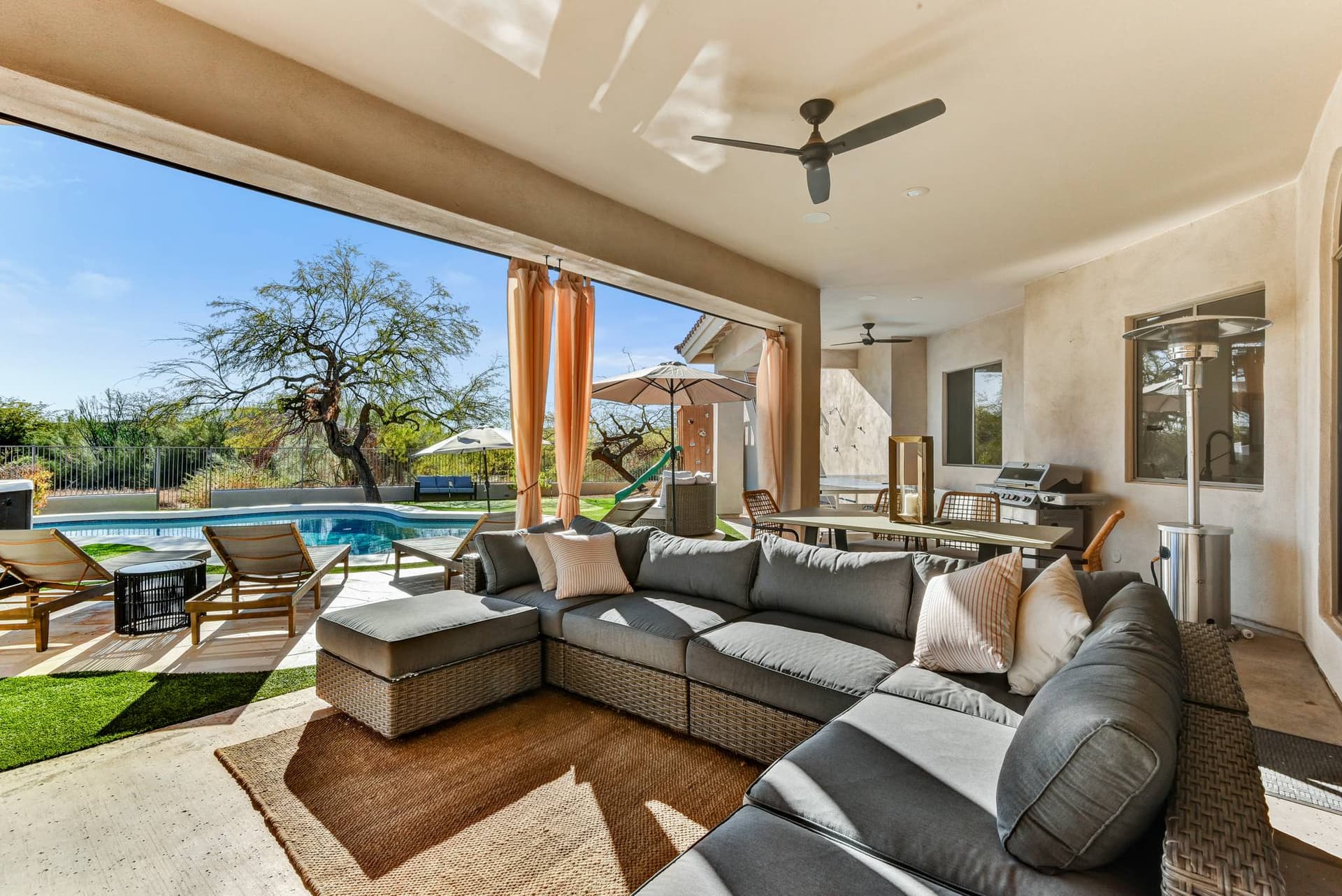 Pinnacle Peak Escape - Image 9