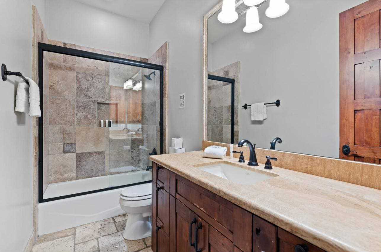 Desert Views Estate - Image 32