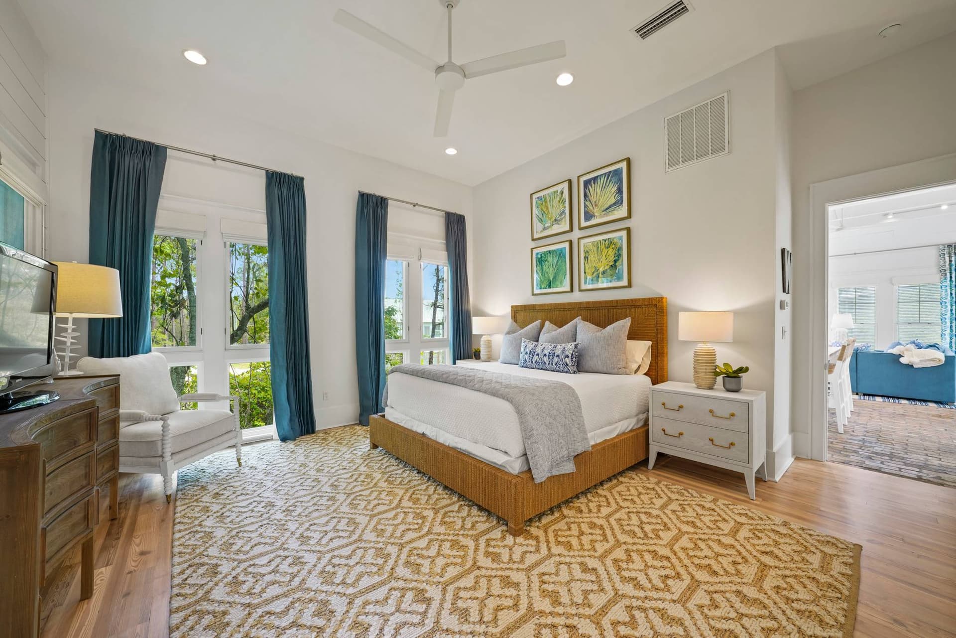 Splendor in the Sand - Image 18