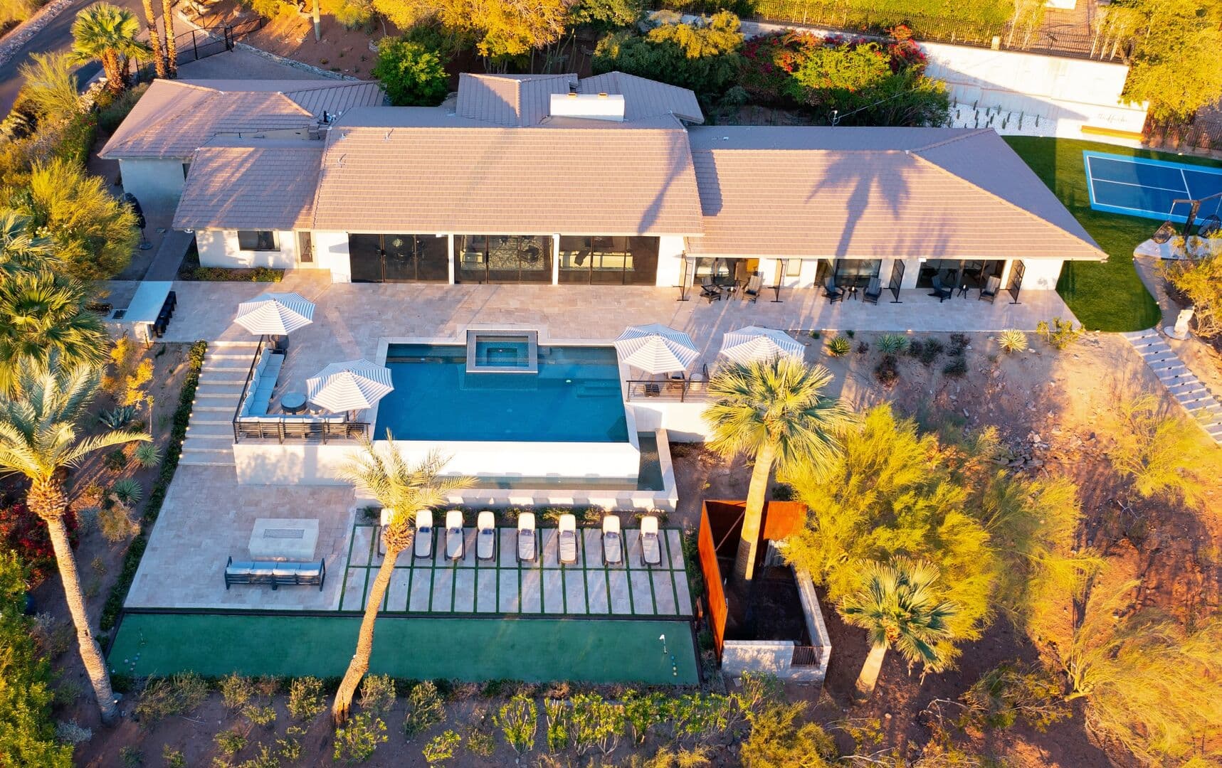 The Harlow - Image 98