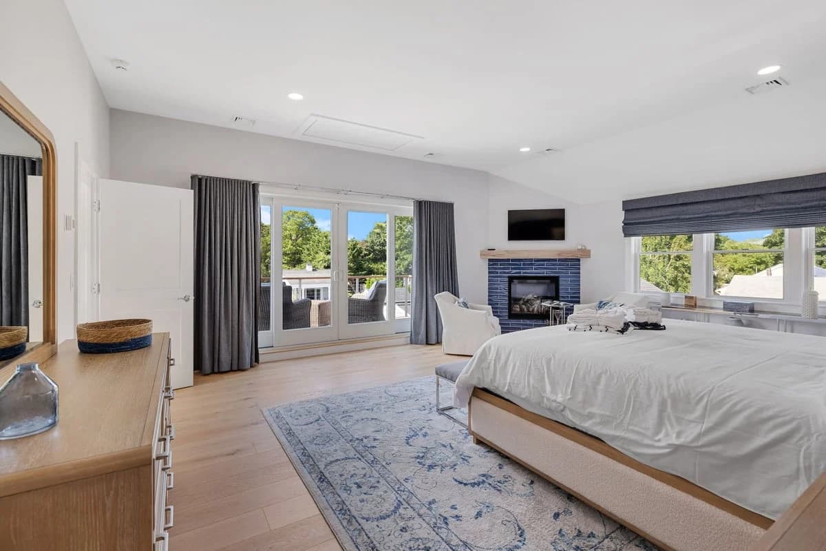 Northern Exposure - Image 13