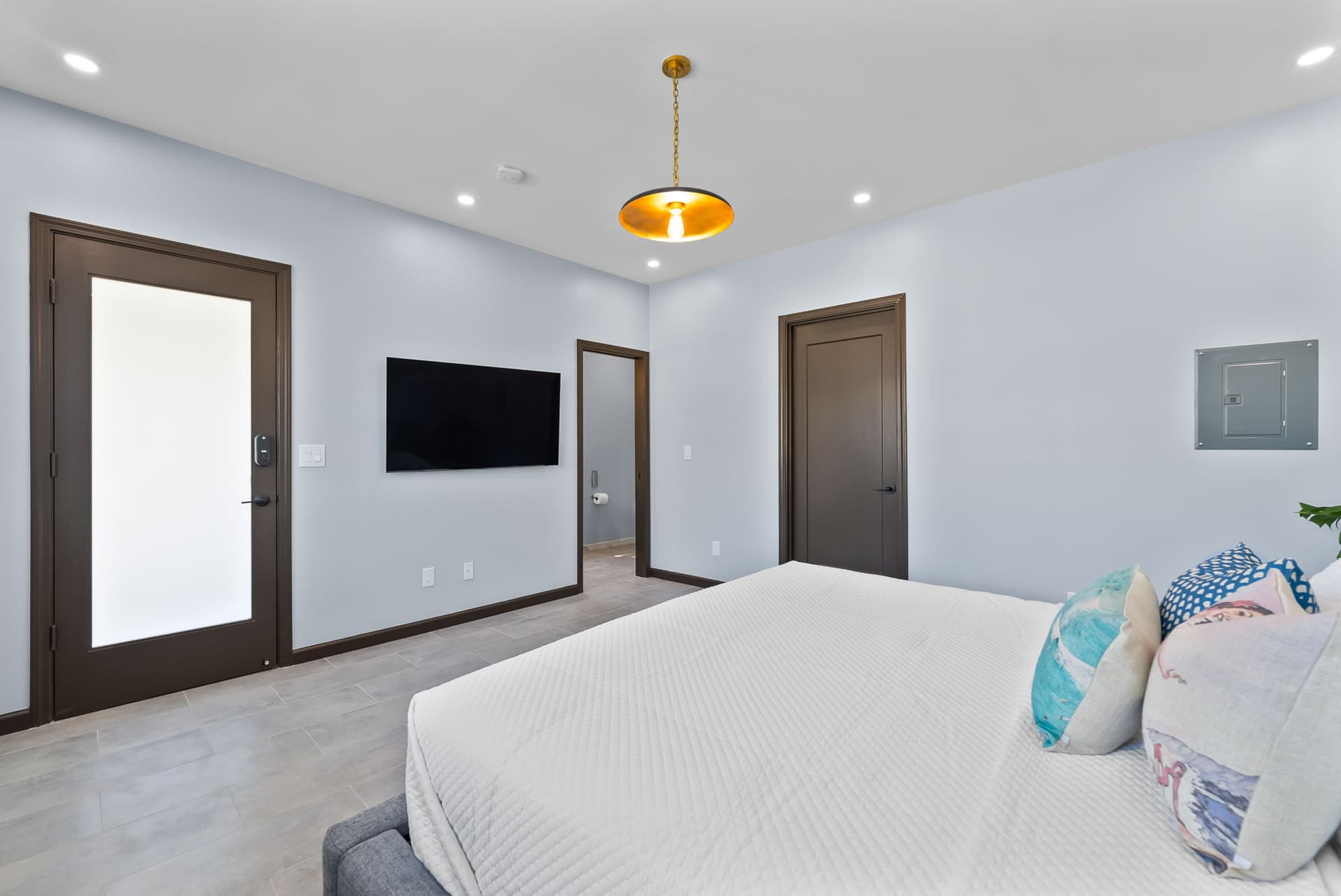 Kahala Zen - Image 44