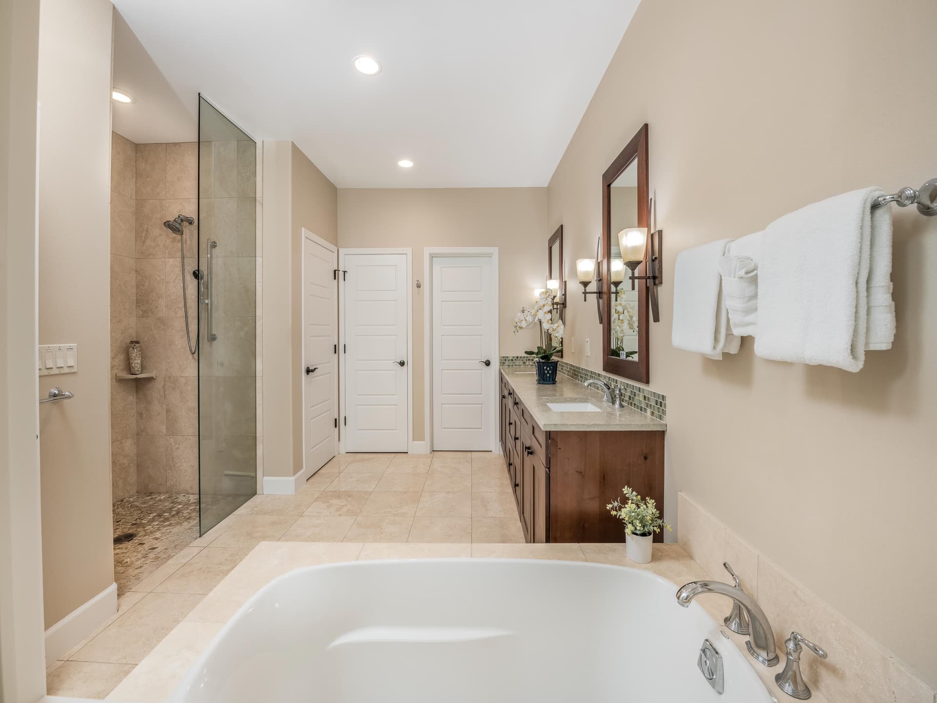 Kamilo #430 - Image 21