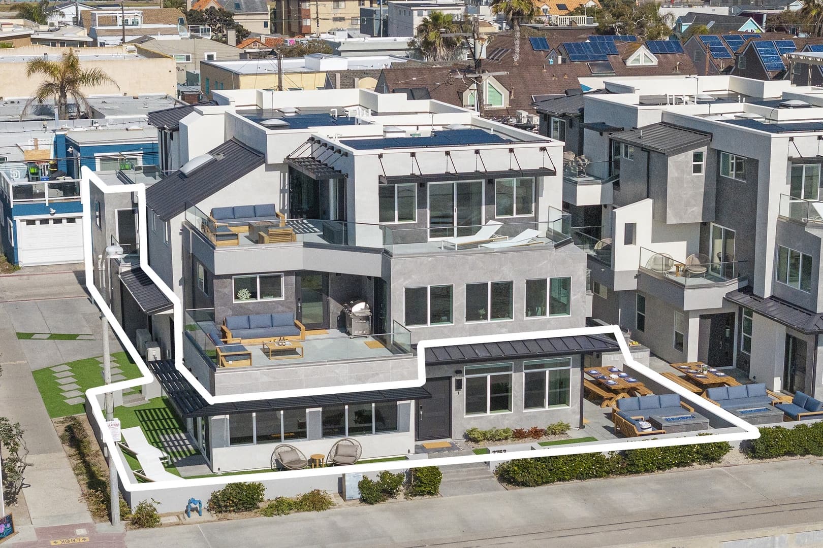 Oceanfront 1 North - Image 4