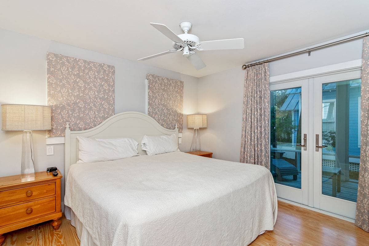 Blue Suede Home - Image 19