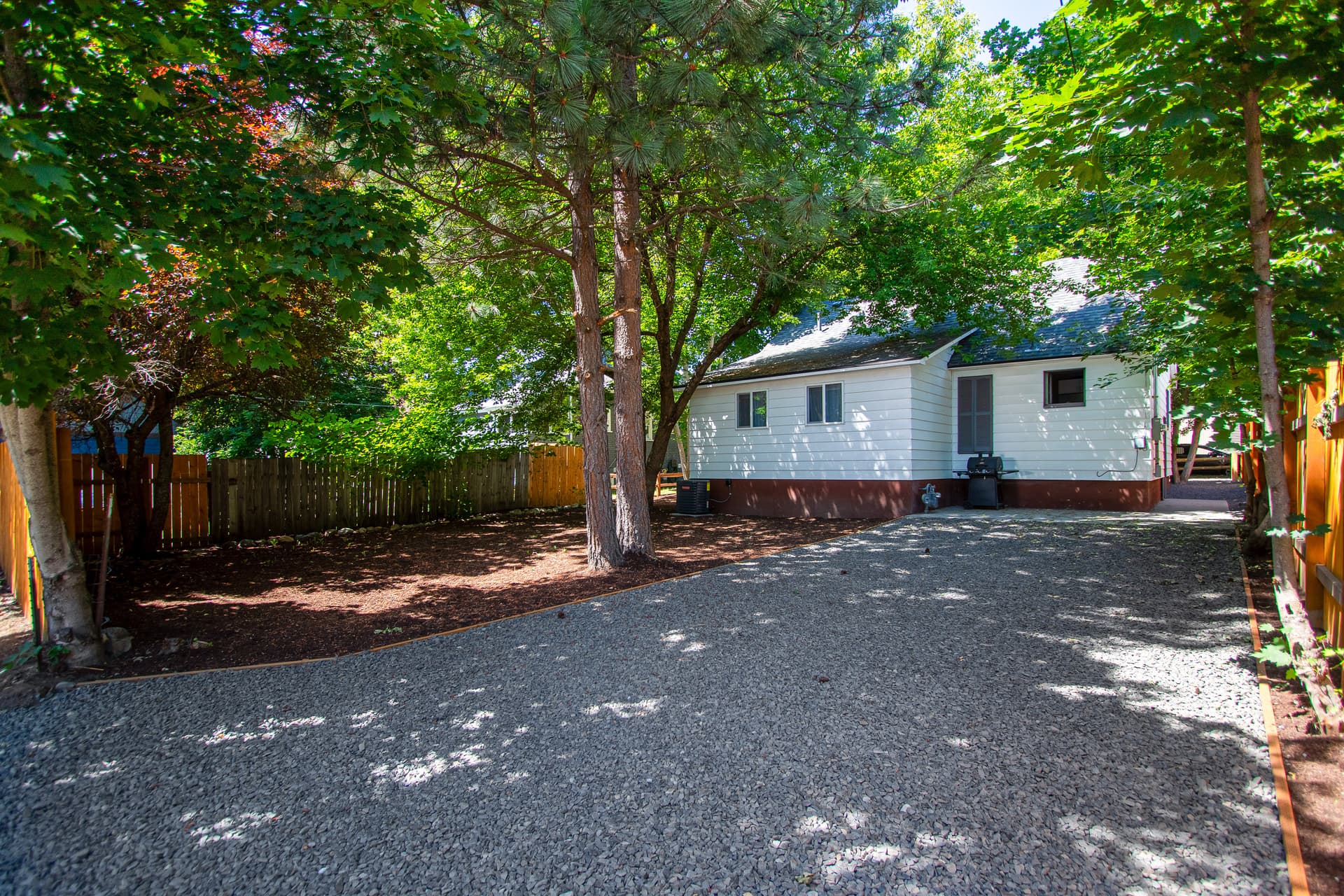 Idahome Lake City Charmer - Image 28