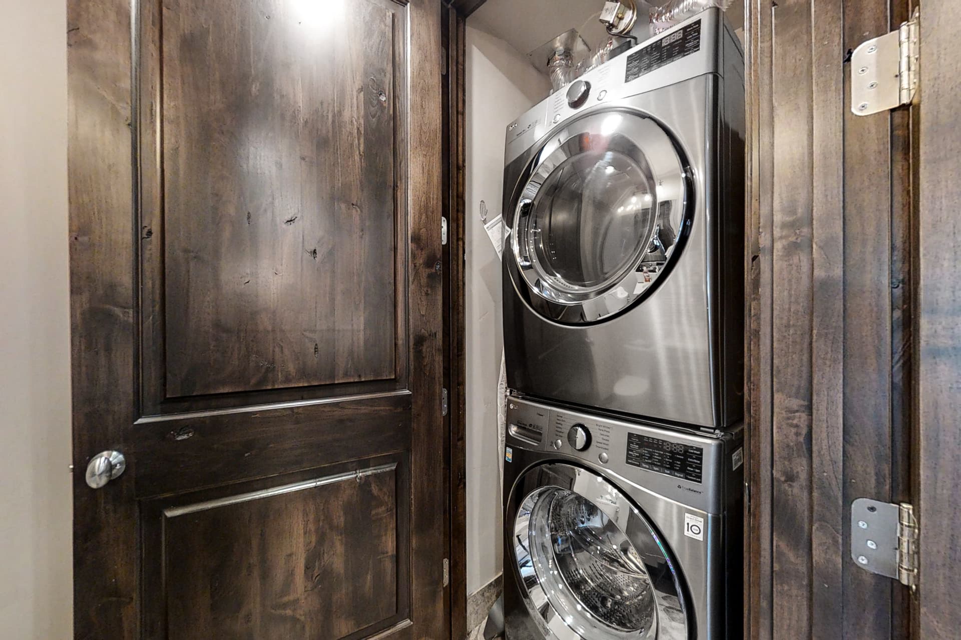 Blackstone Paradise Home - Image 18