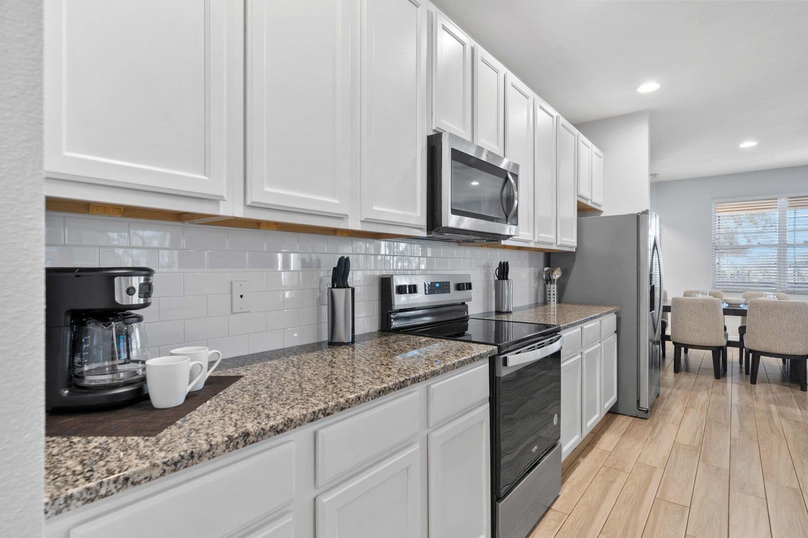 Grand View - Image 71