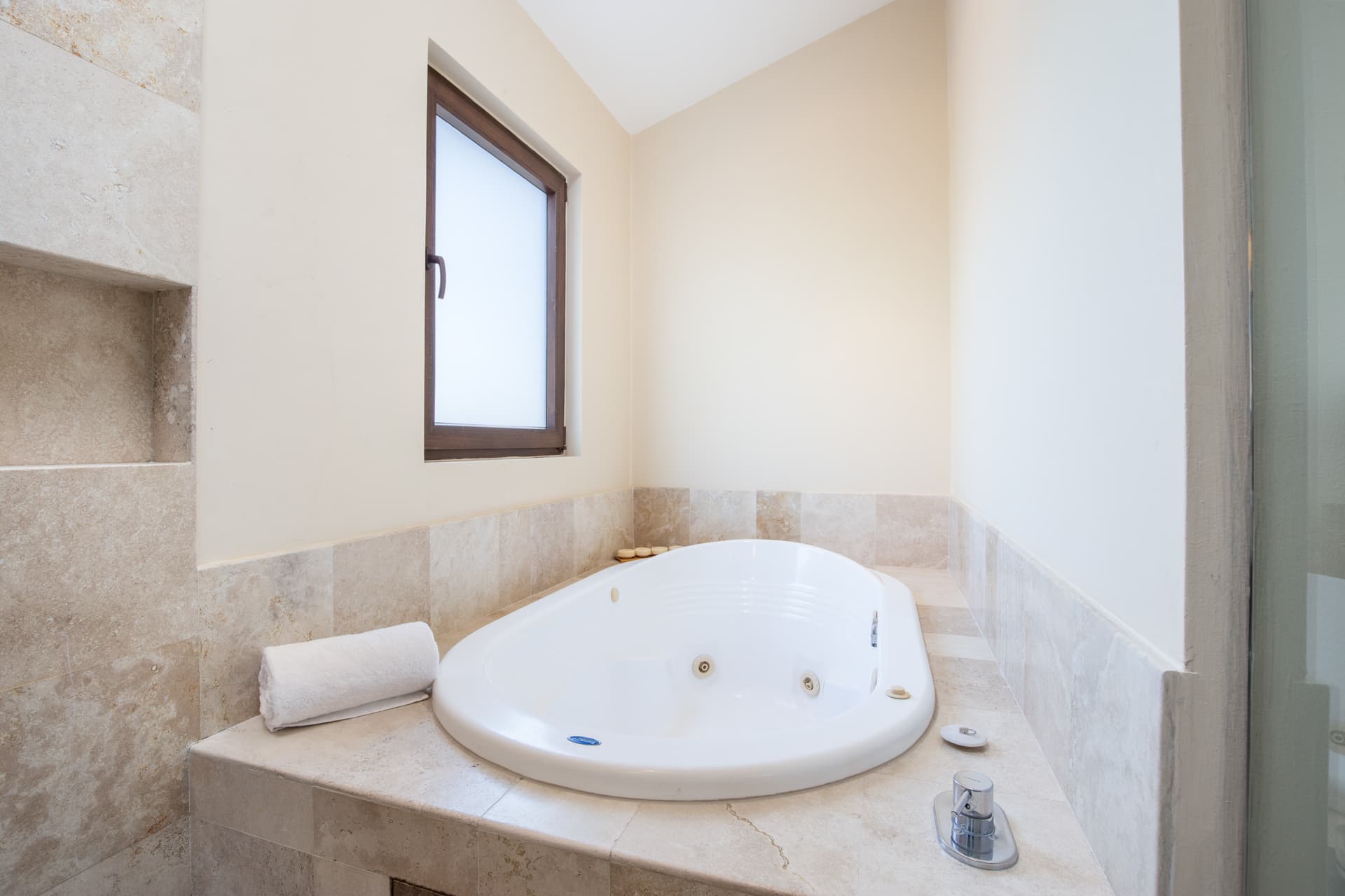 La Serenata #6 - Image 18