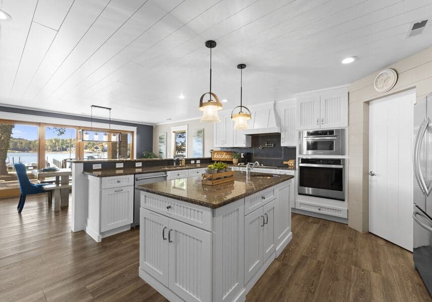 Sandy Shore - Image 17