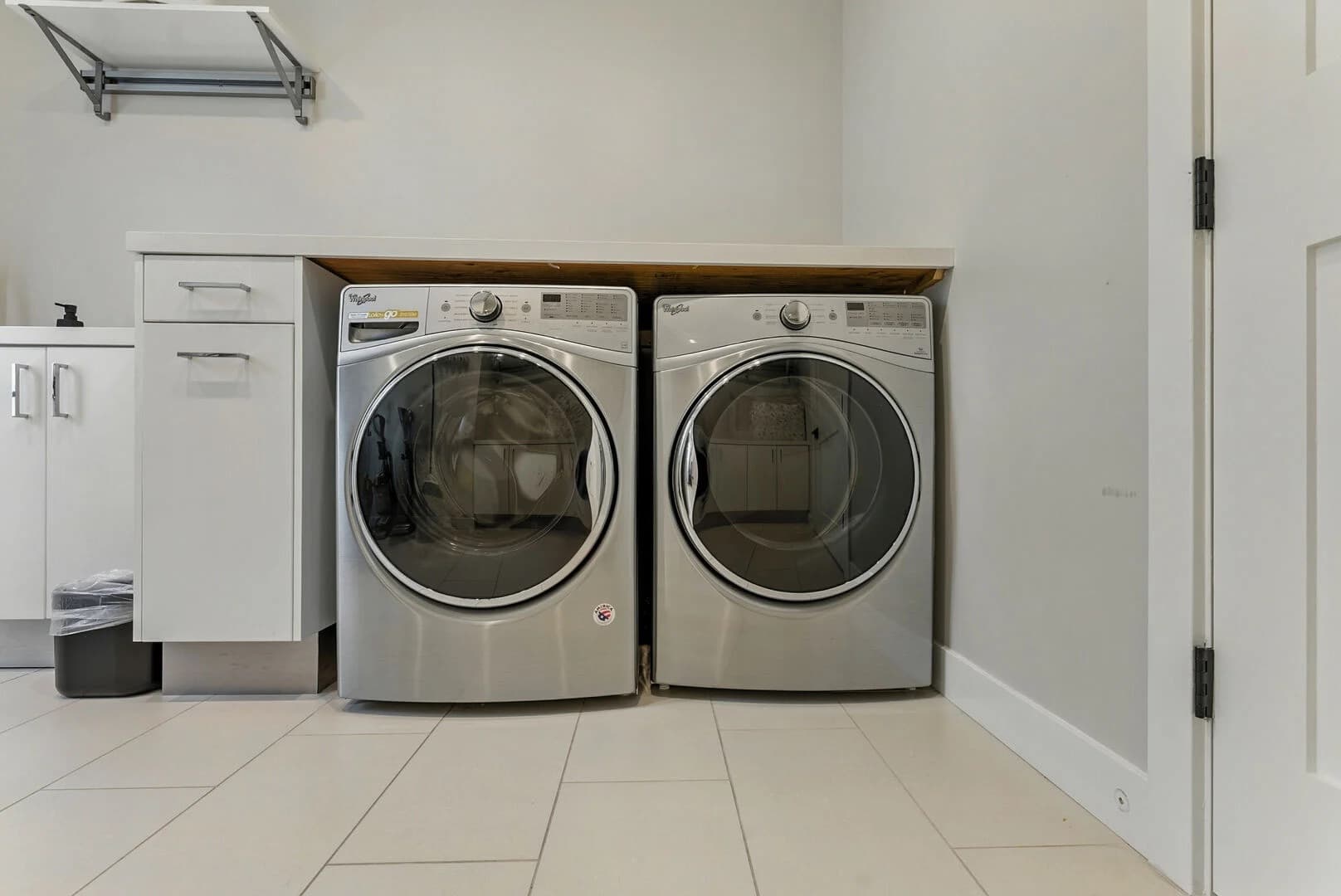 Coastal Paradise - Image 47